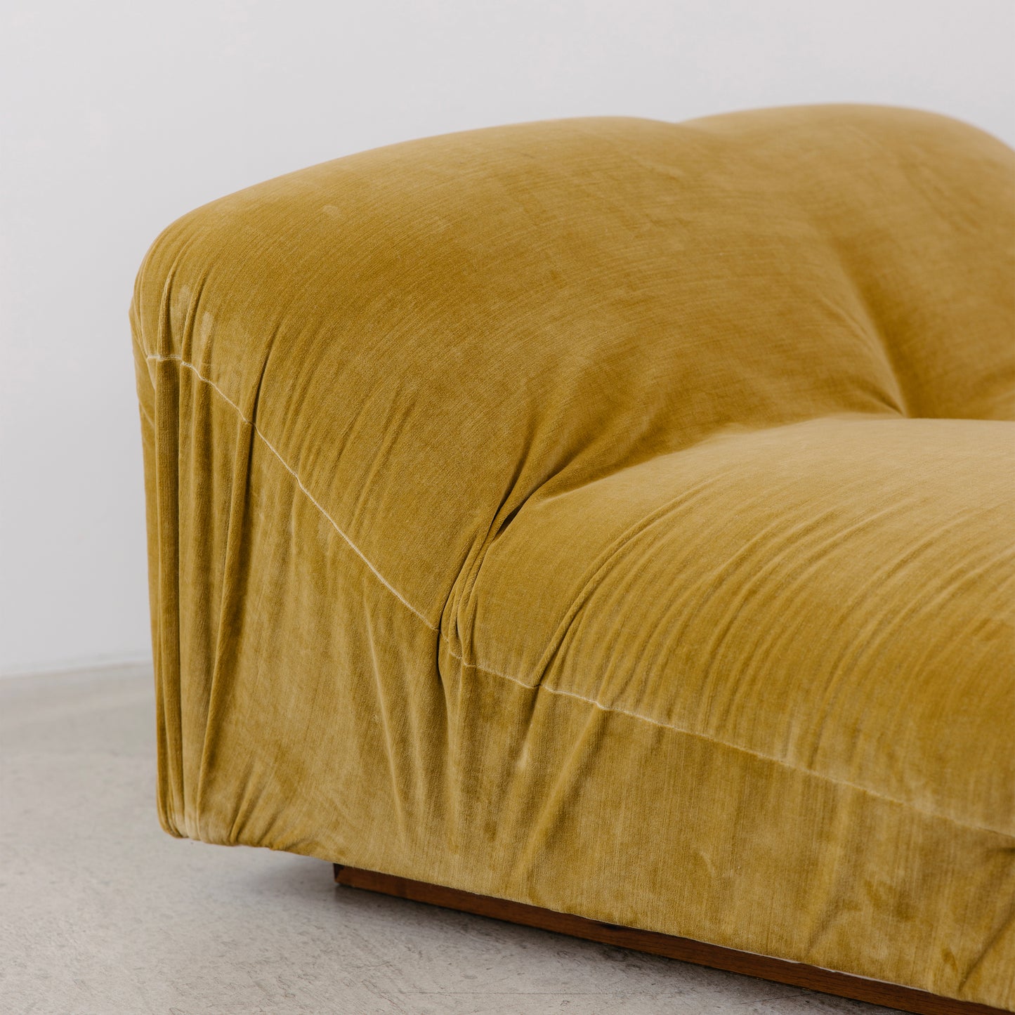 Italian Loveseats