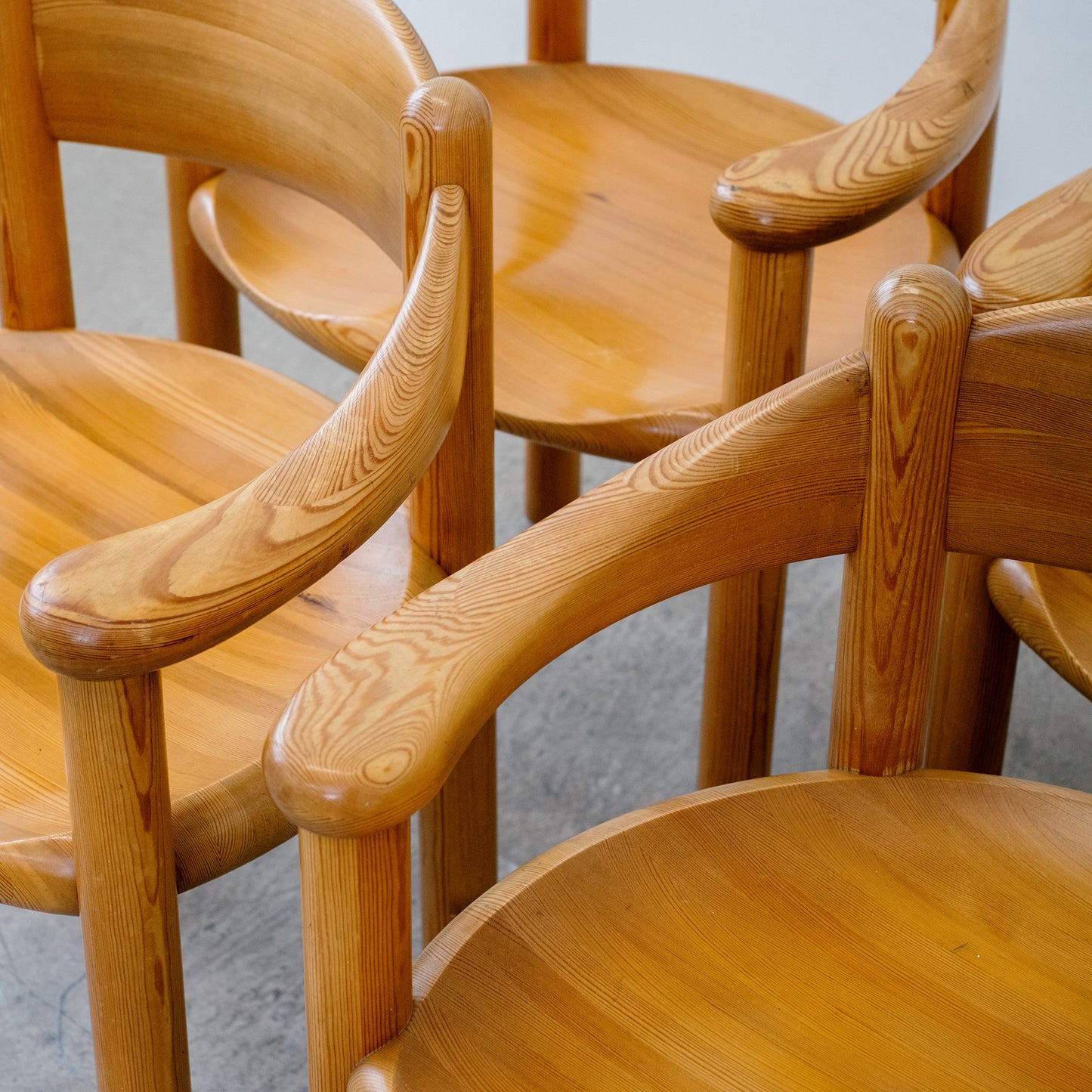 Rainer Daumiller Dining Suite