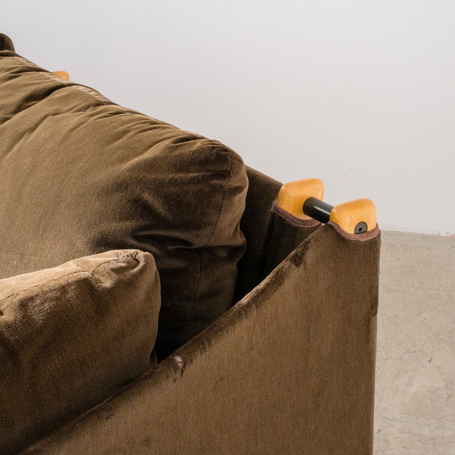 Piere De Martini Sofa 'Viola D'amore' By Cassina