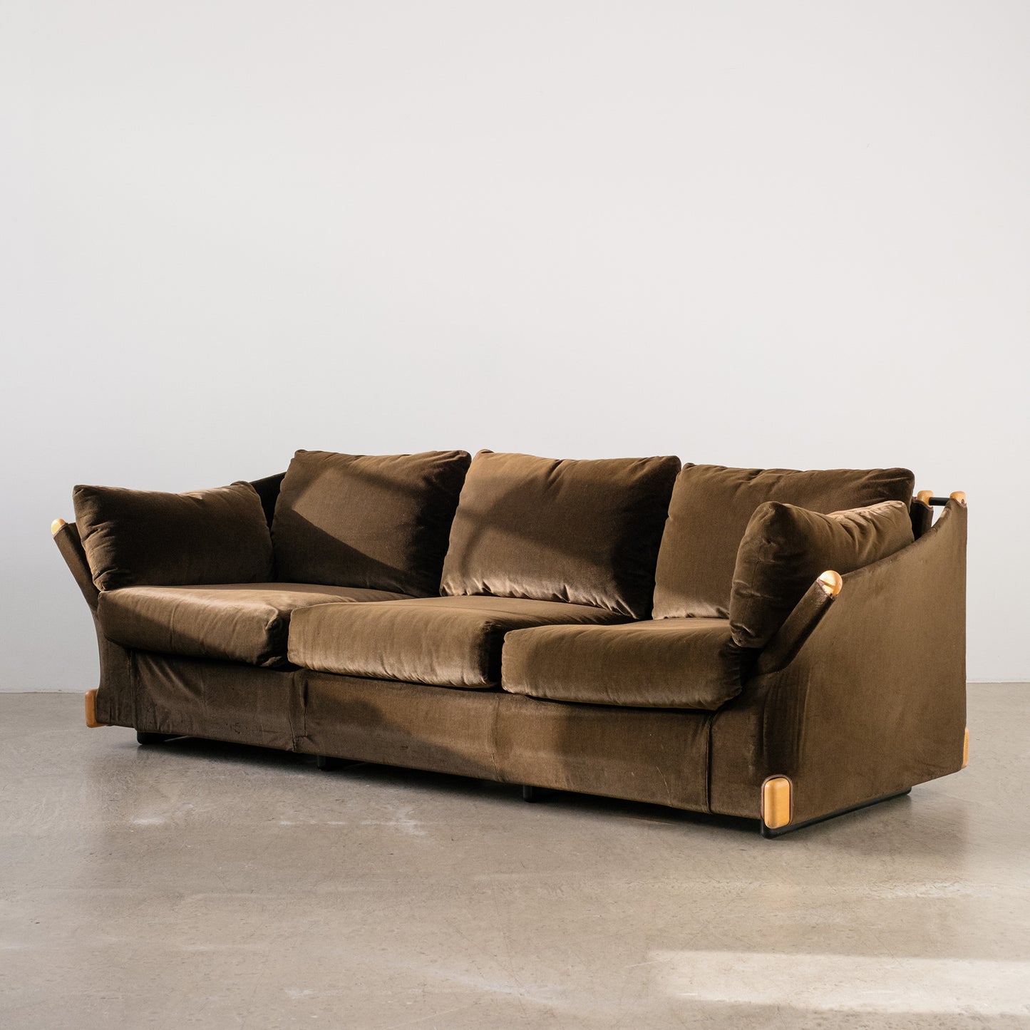 Piere De Martini Sofa 'Viola D'amore' By Cassina