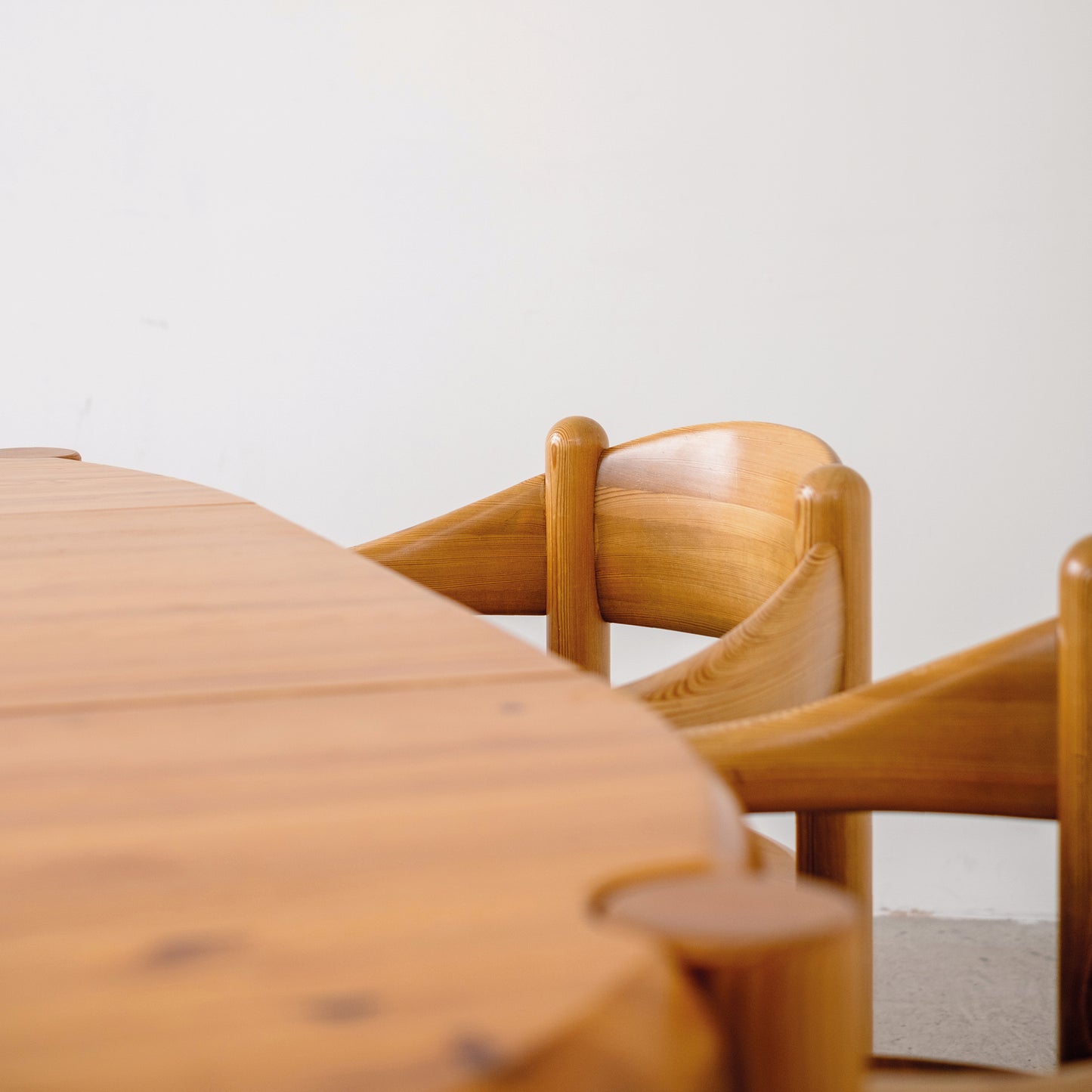 Rainer Daumiller Dining Suite