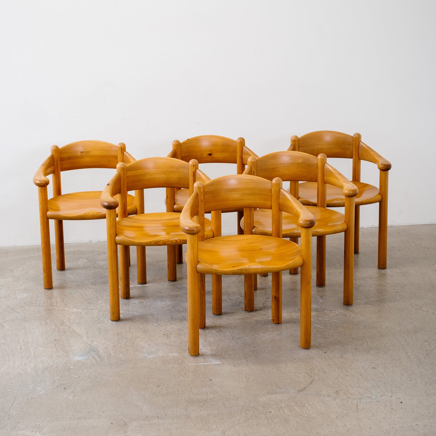 Rainer Daumiller Dining Suite