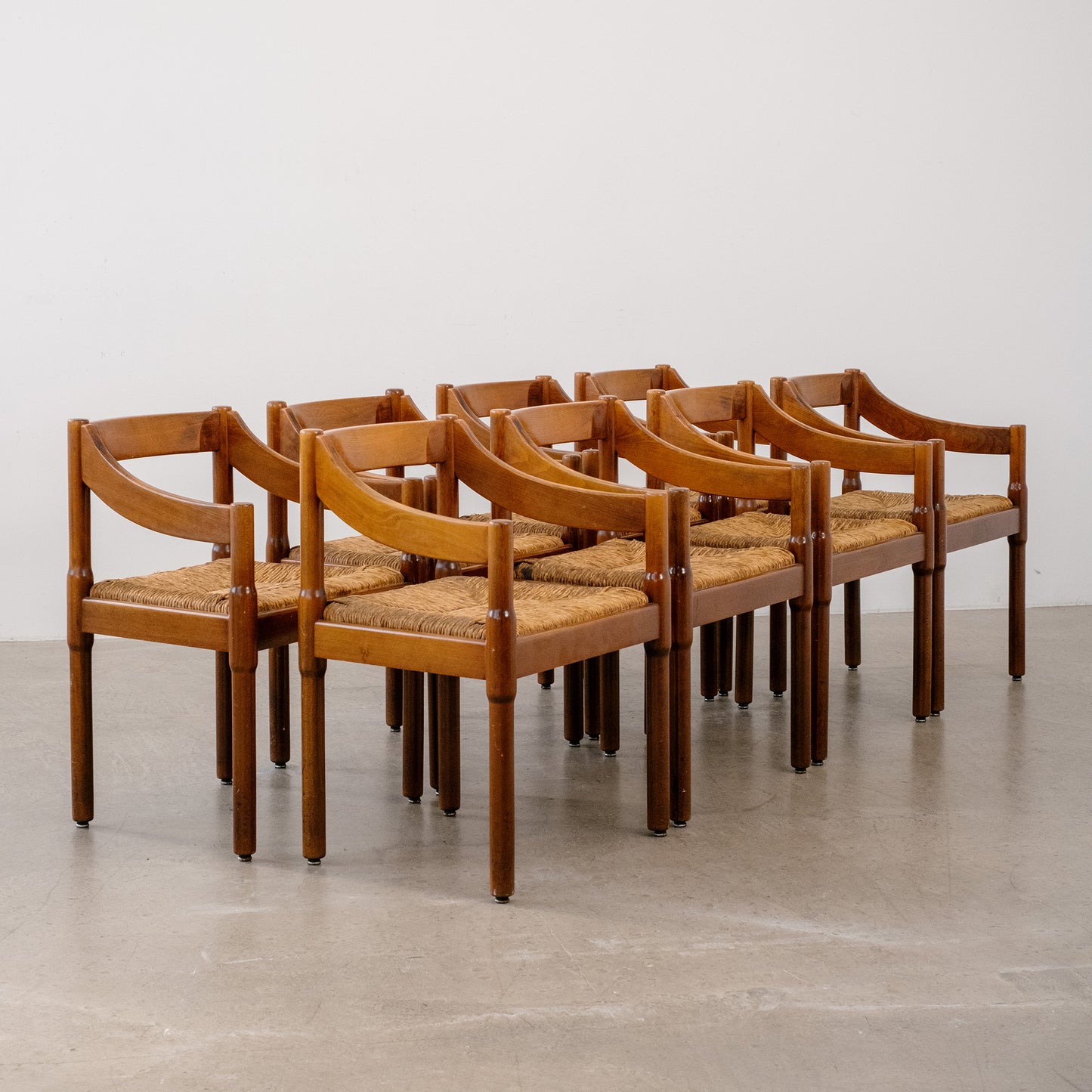 Vico Magistretti 'Carimate' Chairs